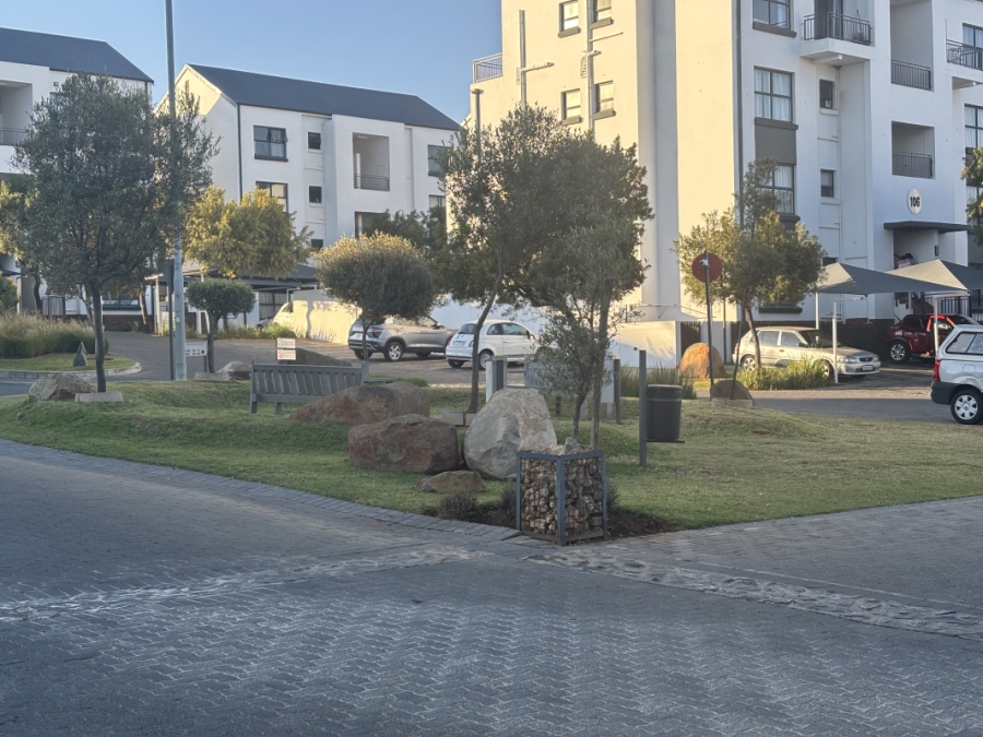To Let 3 Bedroom Property for Rent in Greenstone Hill Gauteng