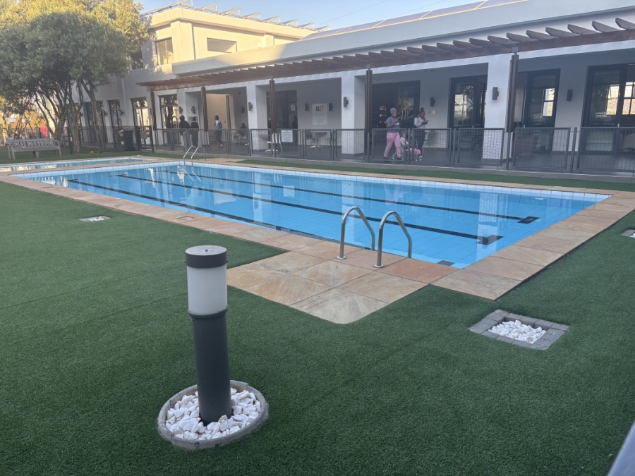 To Let 3 Bedroom Property for Rent in Greenstone Hill Gauteng