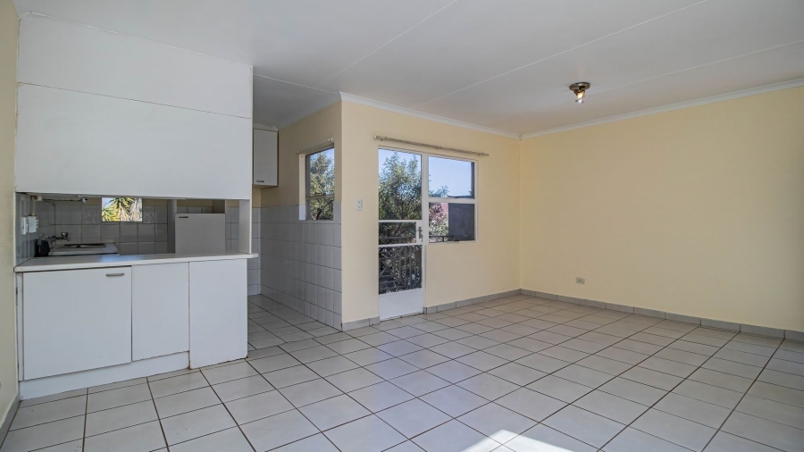 To Let 2 Bedroom Property for Rent in Pomona Gauteng