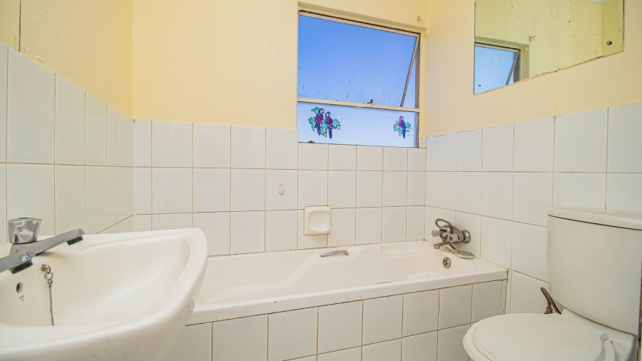 To Let 2 Bedroom Property for Rent in Pomona Gauteng