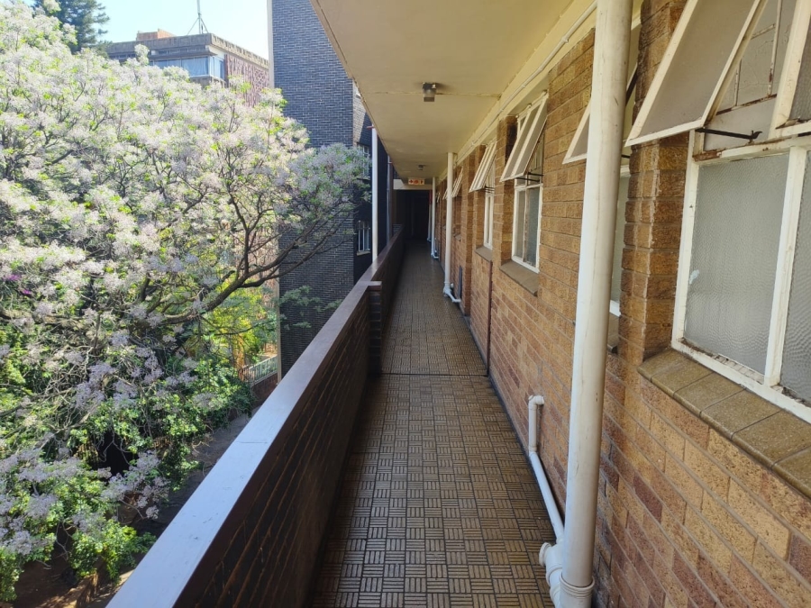 2 Bedroom Property for Sale in Muckleneuk Gauteng