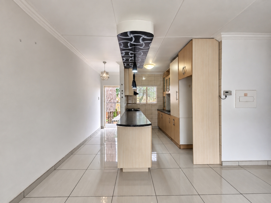 To Let 2 Bedroom Property for Rent in The Reeds Gauteng