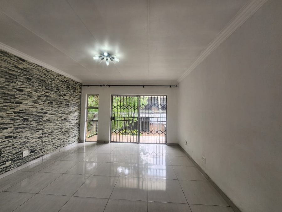 To Let 2 Bedroom Property for Rent in The Reeds Gauteng