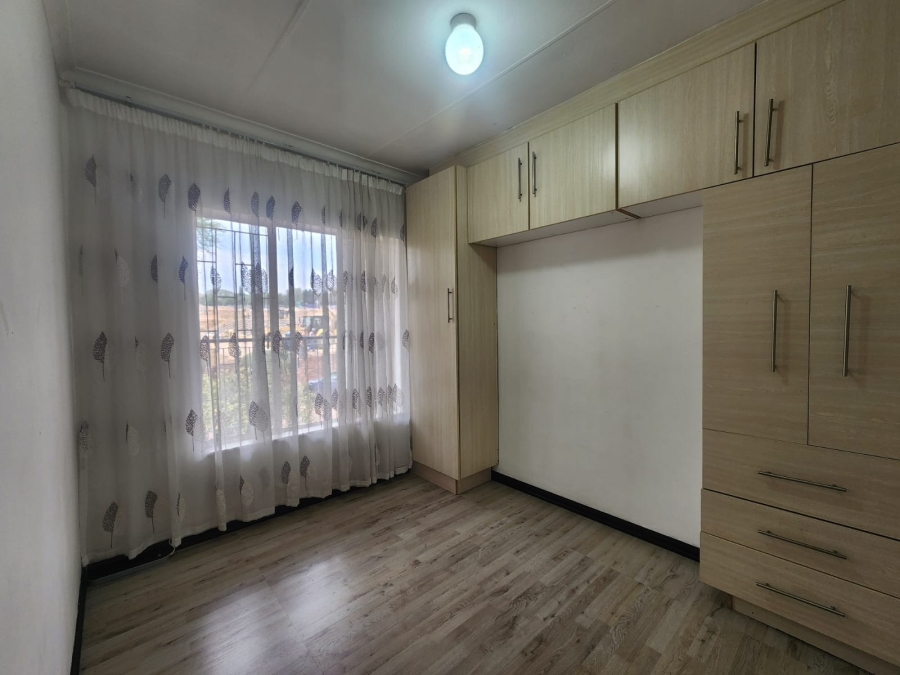 To Let 2 Bedroom Property for Rent in The Reeds Gauteng