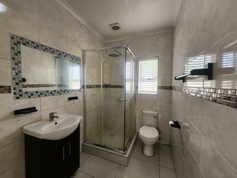 To Let 2 Bedroom Property for Rent in The Reeds Gauteng