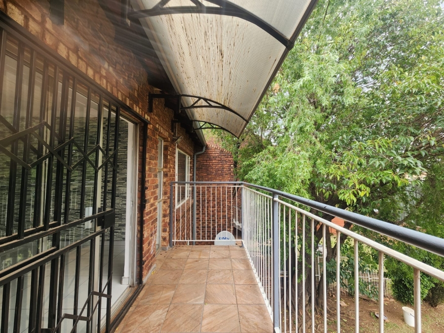 To Let 2 Bedroom Property for Rent in The Reeds Gauteng