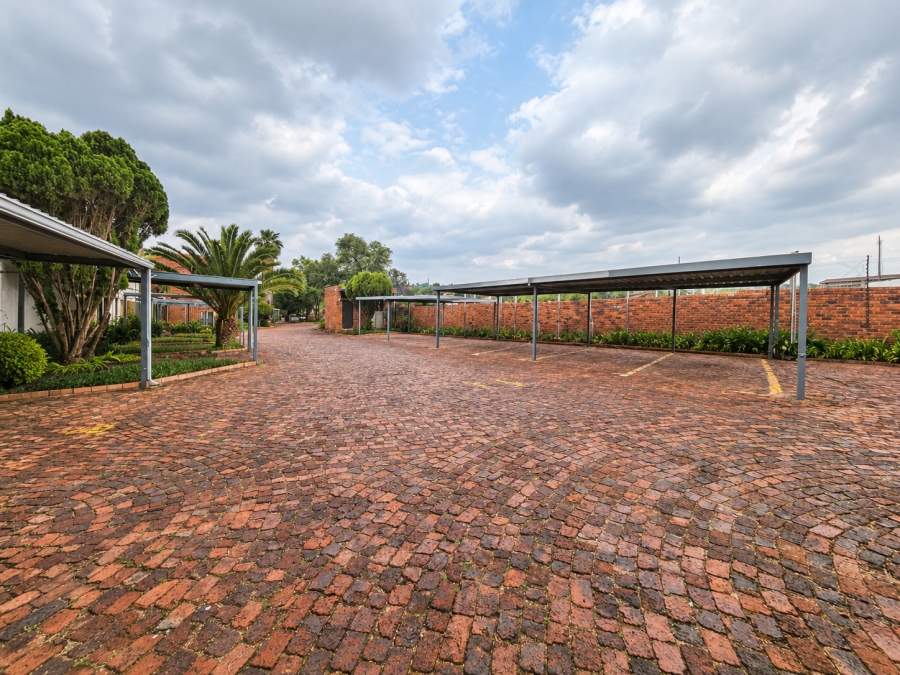 To Let 2 Bedroom Property for Rent in The Reeds Gauteng