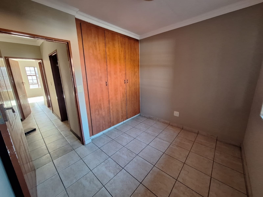 2 Bedroom Property for Sale in Montana Gauteng
