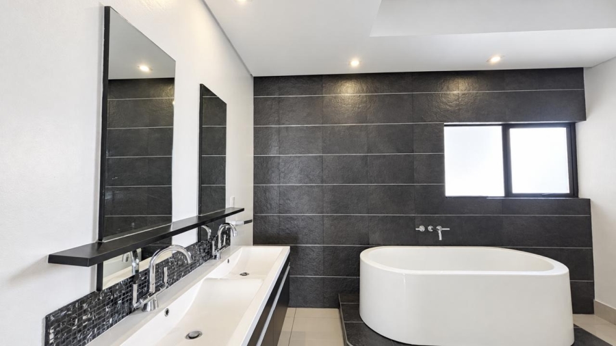 To Let 3 Bedroom Property for Rent in Morningside Gauteng