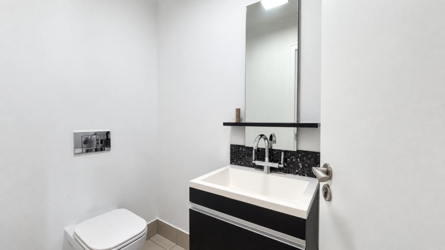 To Let 3 Bedroom Property for Rent in Morningside Gauteng