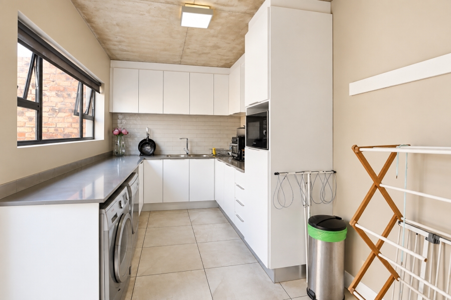 5 Bedroom Property for Sale in Sable Hills Gauteng