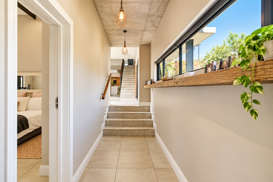 5 Bedroom Property for Sale in Sable Hills Gauteng