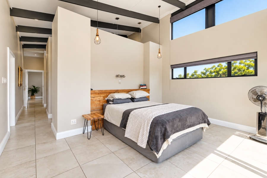 5 Bedroom Property for Sale in Sable Hills Gauteng