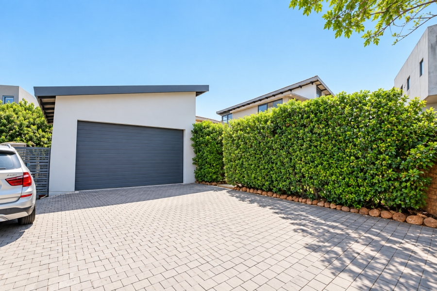 5 Bedroom Property for Sale in Sable Hills Gauteng