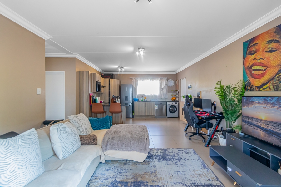 2 Bedroom Property for Sale in Broadacres Gauteng