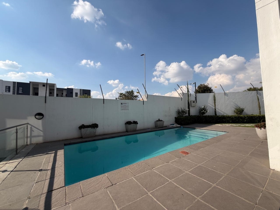 2 Bedroom Property for Sale in Carlswald Gauteng