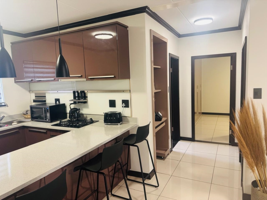 To Let 2 Bedroom Property for Rent in Blue Hills Gauteng