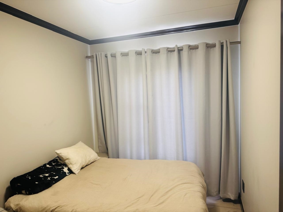 To Let 2 Bedroom Property for Rent in Blue Hills Gauteng