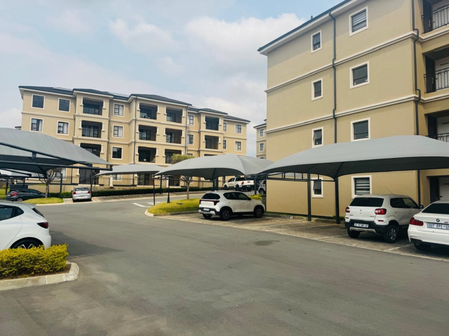 To Let 2 Bedroom Property for Rent in Blue Hills Gauteng