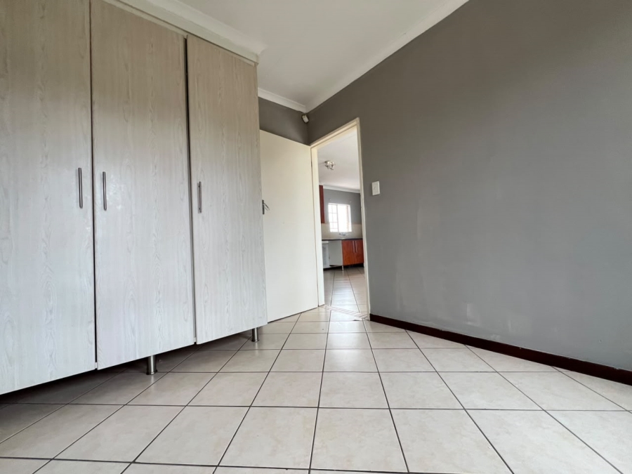 To Let 3 Bedroom Property for Rent in Equestria Gauteng