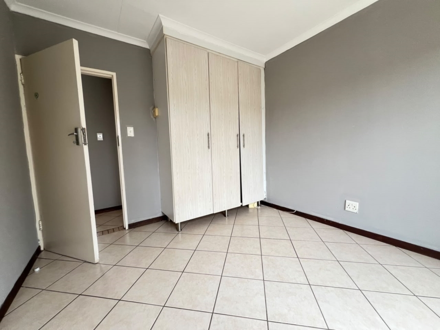 To Let 3 Bedroom Property for Rent in Equestria Gauteng