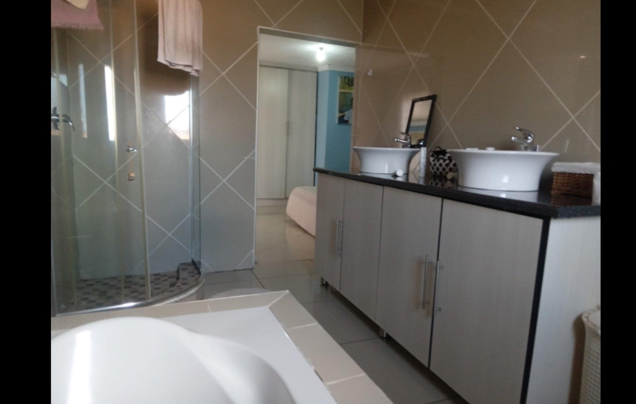 3 Bedroom Property for Sale in Philip Nel Park Gauteng