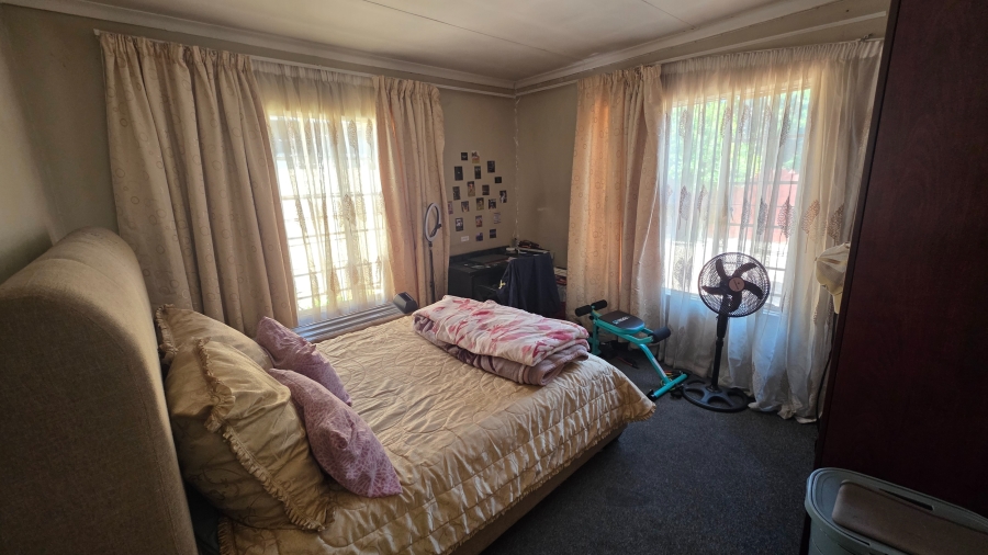 5 Bedroom Property for Sale in Capital Park Gauteng