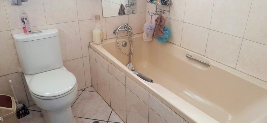 4 Bedroom Property for Sale in Villieria Gauteng