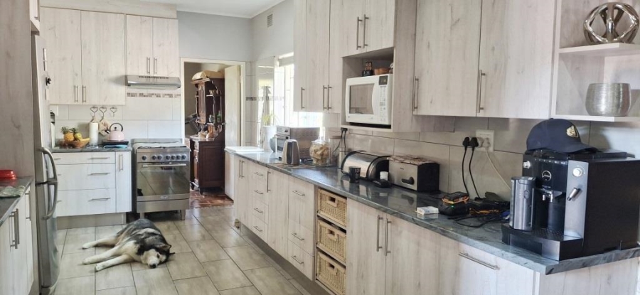 4 Bedroom Property for Sale in Villieria Gauteng