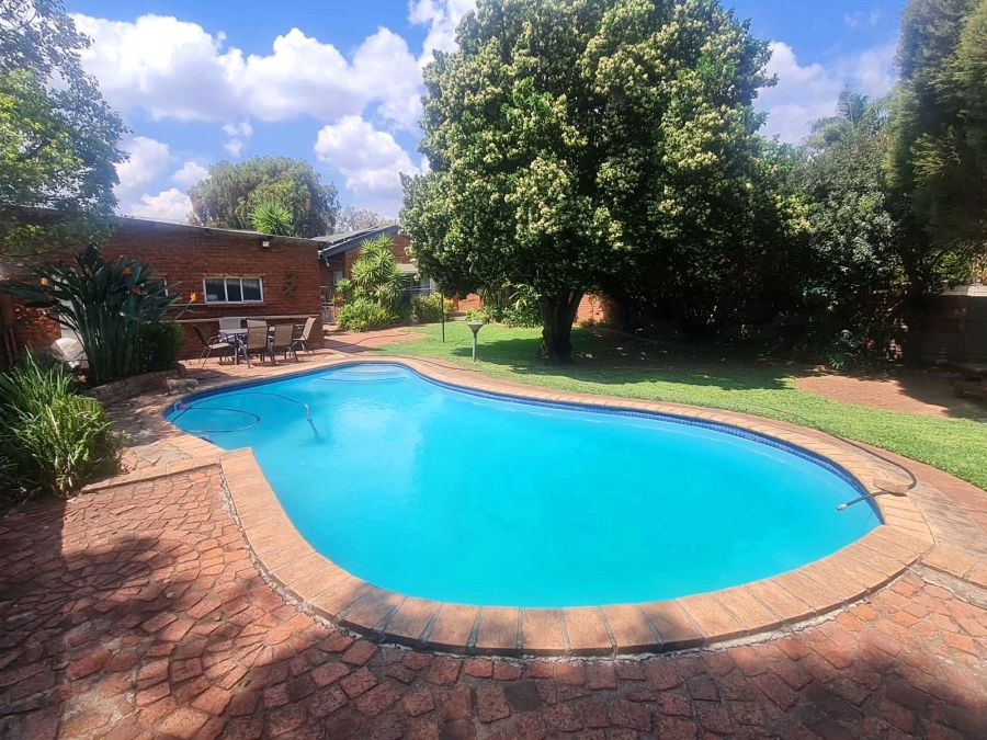 4 Bedroom Property for Sale in Villieria Gauteng