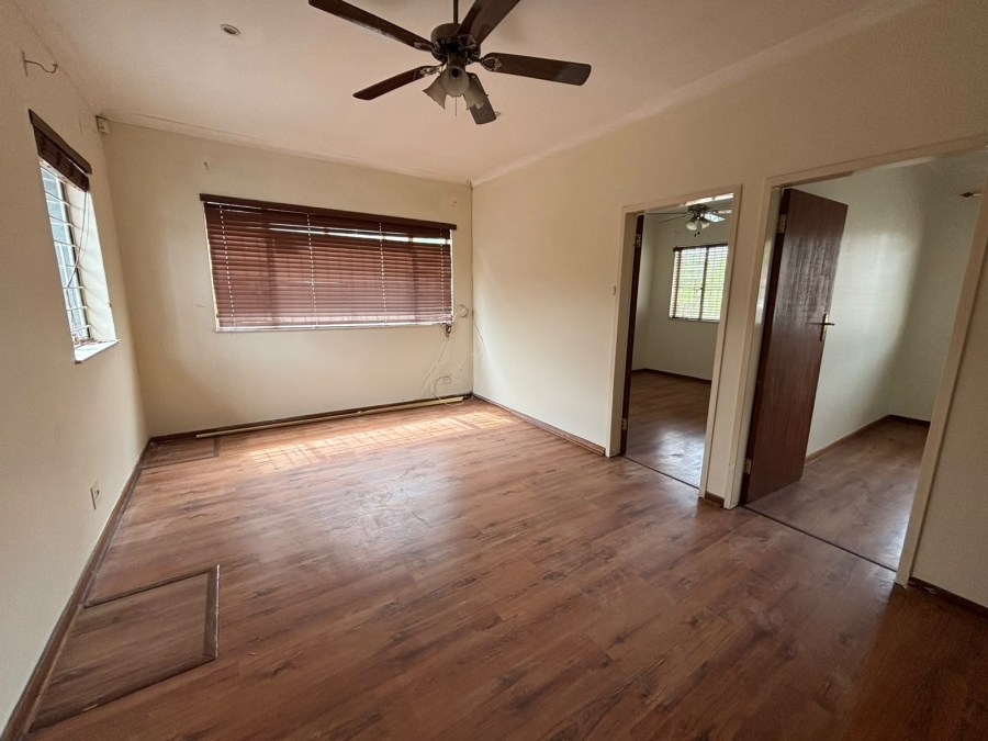 To Let 3 Bedroom Property for Rent in Linden Gauteng