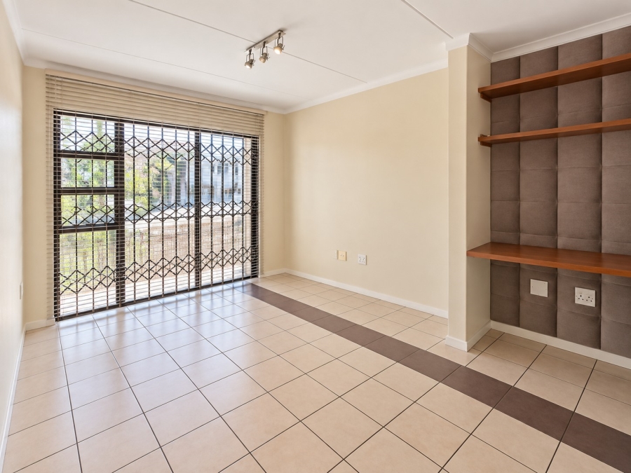 2 Bedroom Property for Sale in Dainfern Gauteng