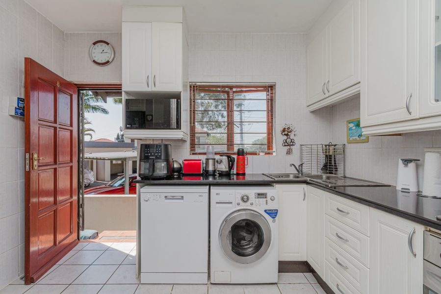 2 Bedroom Property for Sale in Lonehill Gauteng