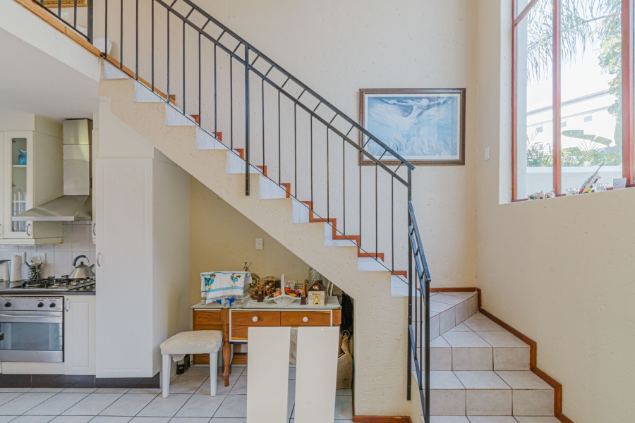 2 Bedroom Property for Sale in Lonehill Gauteng