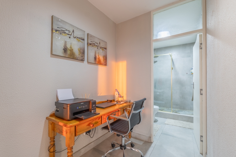2 Bedroom Property for Sale in Primrose Hill Gauteng