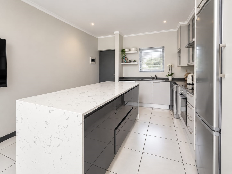To Let 3 Bedroom Property for Rent in Paulshof Gauteng