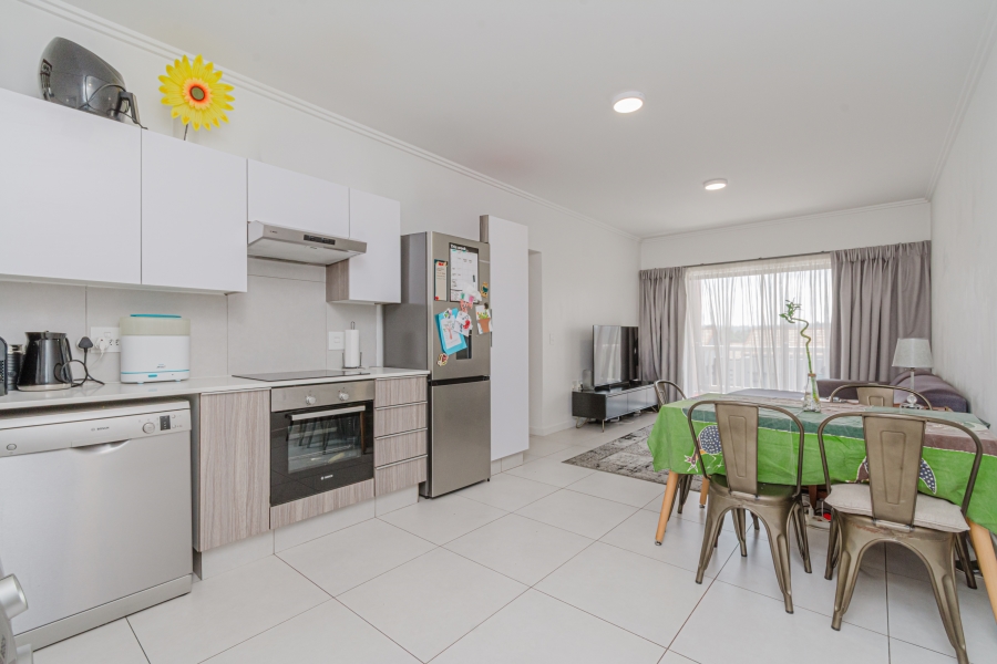 2 Bedroom Property for Sale in Beverley Gauteng