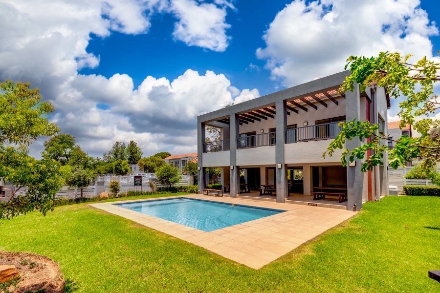 2 Bedroom Property for Sale in Beverley Gauteng
