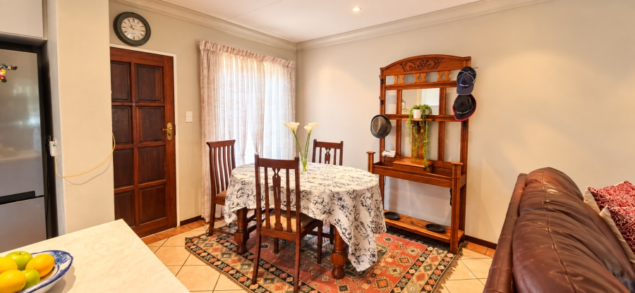 2 Bedroom Property for Sale in Mooikloof Ridge Gauteng