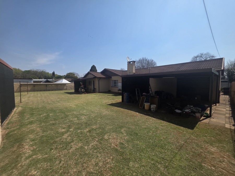 3 Bedroom Property for Sale in Northmead Gauteng