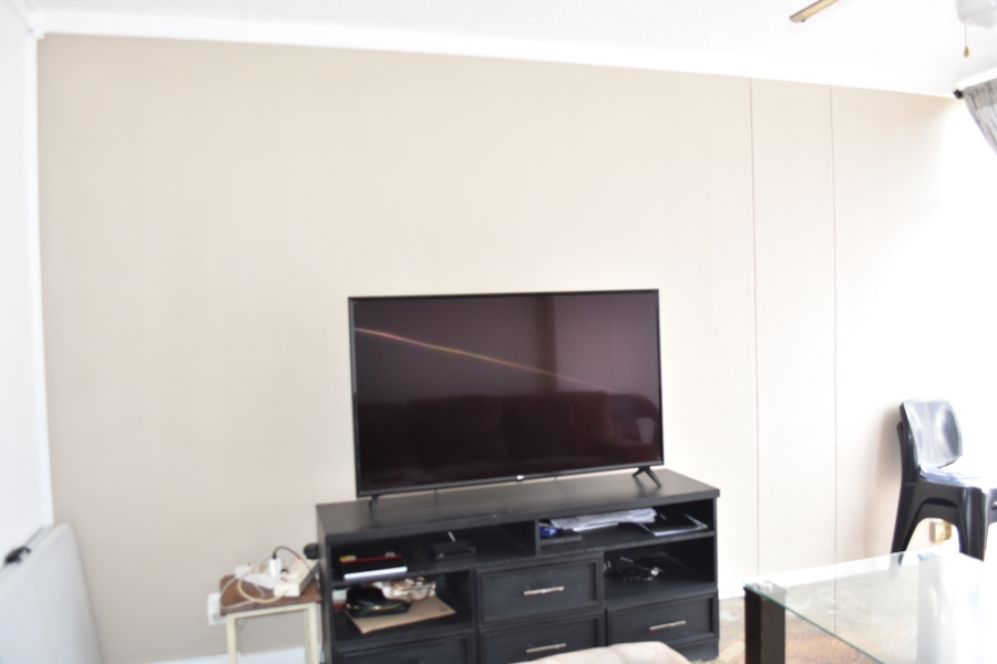 2 Bedroom Property for Sale in Gezina Gauteng