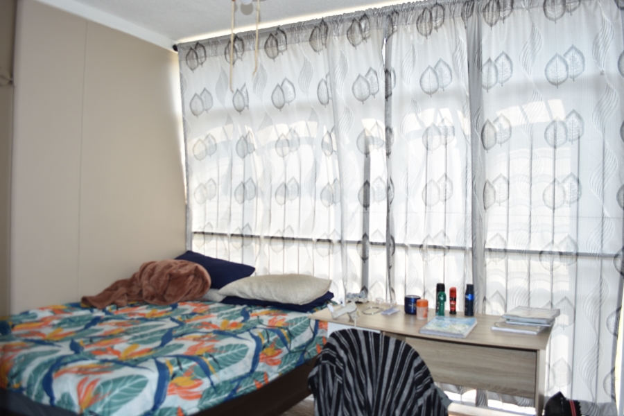 2 Bedroom Property for Sale in Gezina Gauteng