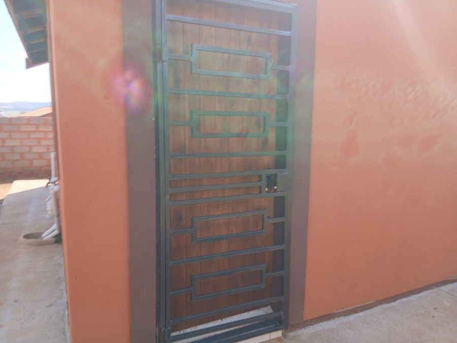 2 Bedroom Property for Sale in Ratanda Gauteng