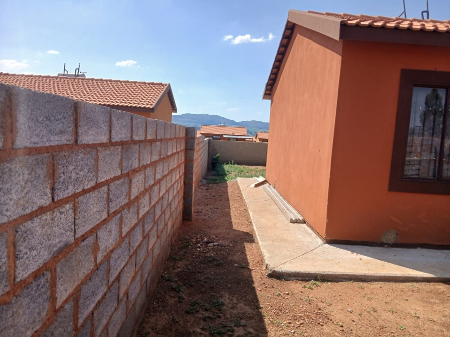 2 Bedroom Property for Sale in Ratanda Gauteng