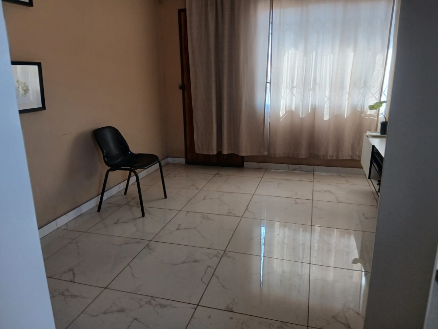 2 Bedroom Property for Sale in Ratanda Gauteng