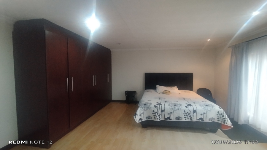 4 Bedroom Property for Sale in Vanderbijlpark SW 5 Gauteng