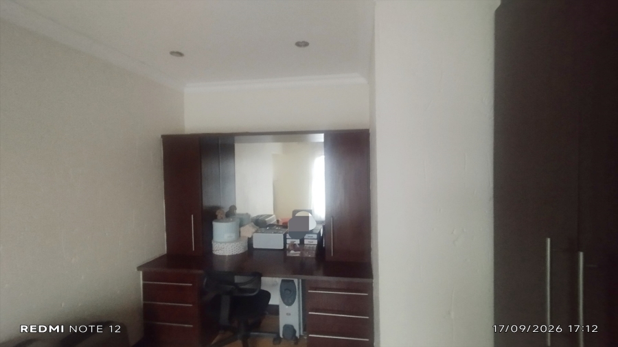 4 Bedroom Property for Sale in Vanderbijlpark SW 5 Gauteng