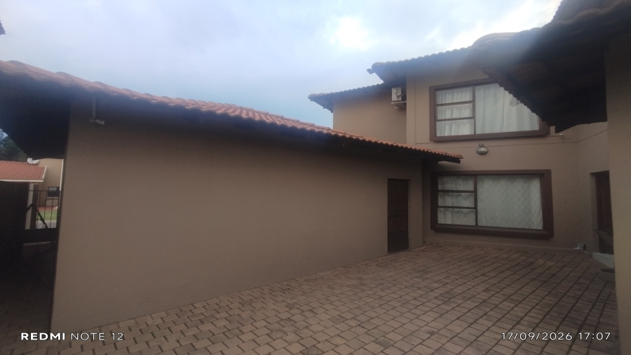 4 Bedroom Property for Sale in Vanderbijlpark SW 5 Gauteng