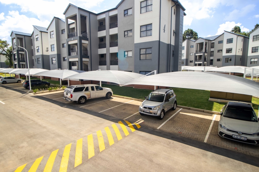 1 Bedroom Property for Sale in Lilianton Gauteng