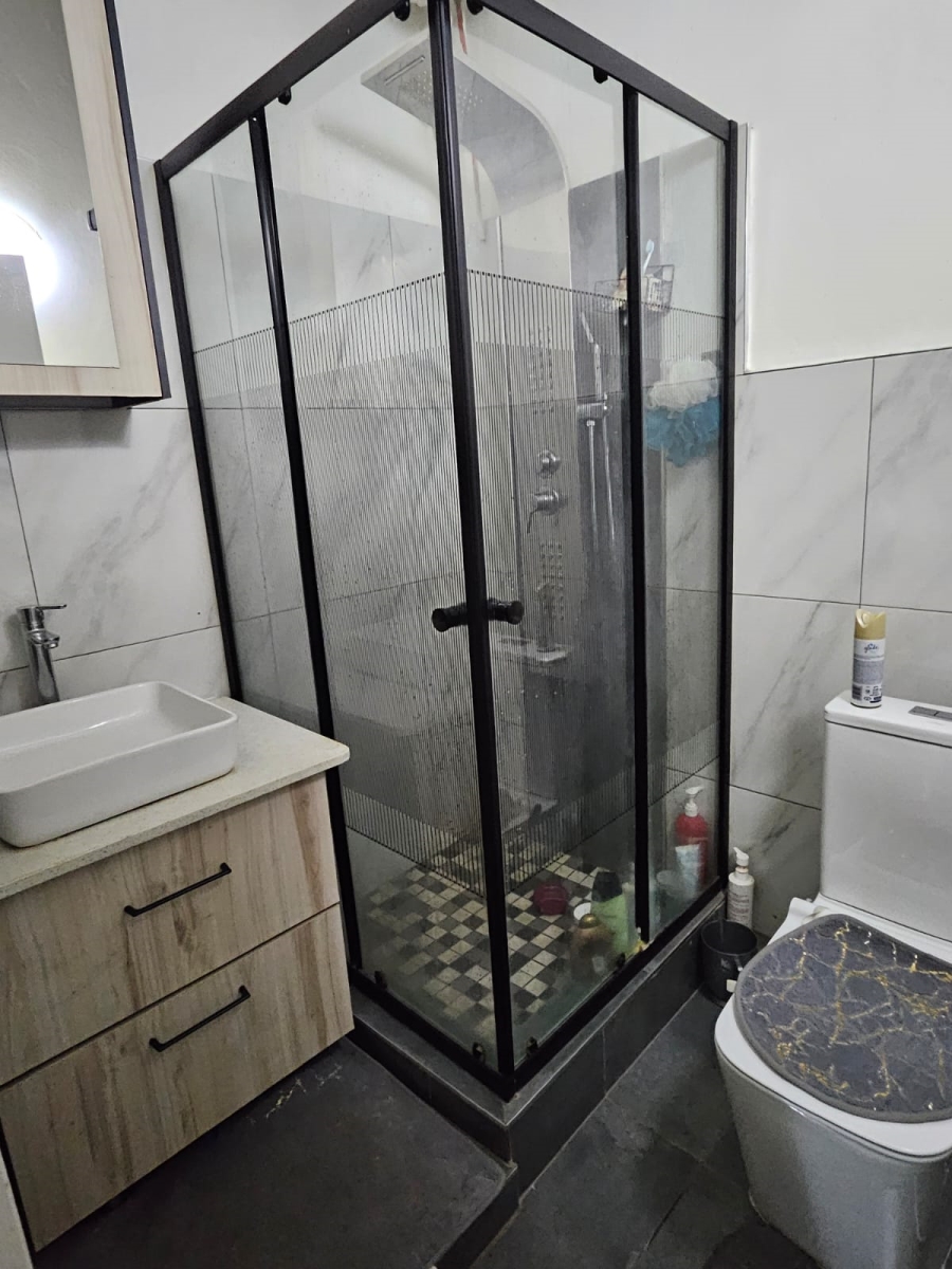 2 Bedroom Property for Sale in Erasmia Gauteng